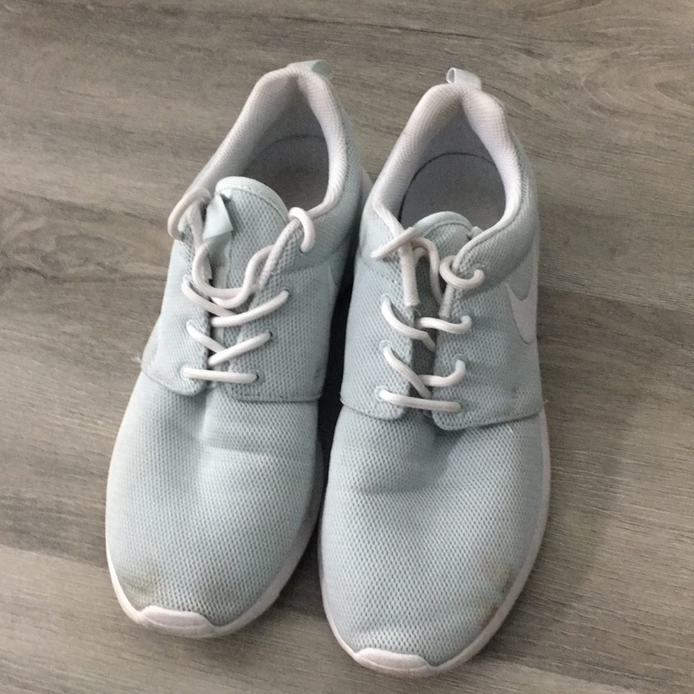 Blue Nike Roshe